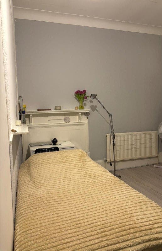 🛏️ Double Room with Balcony to Let in – Streatham Main Photo