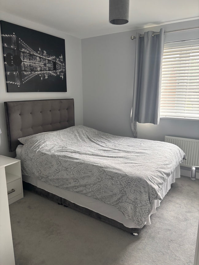 Double room available to rent  Main Photo