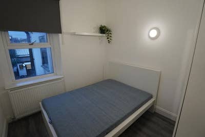 Master Double room to let - Barking  7QZ Main Photo