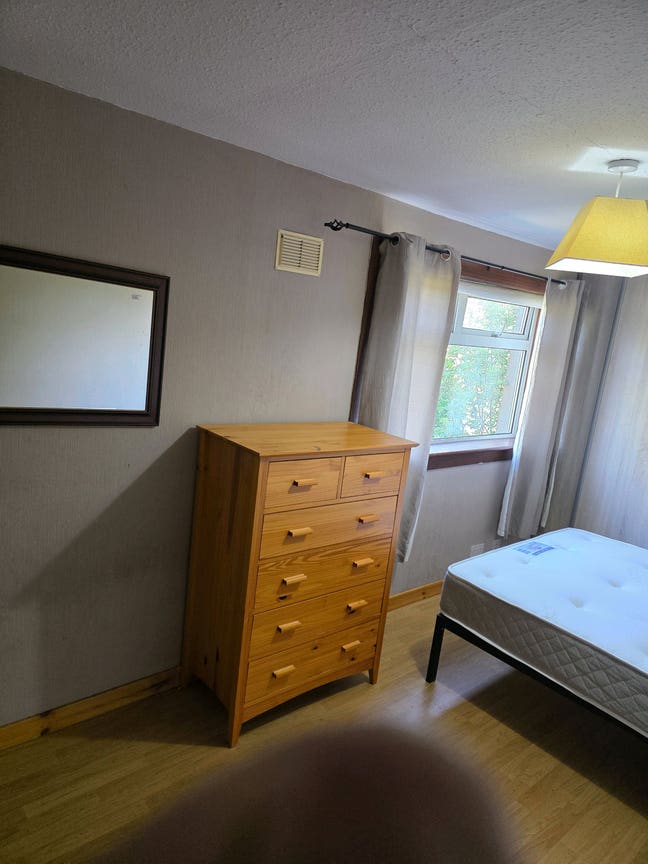 Spacious Double bedroom  Main Photo