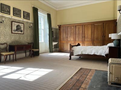 West Facing Edwardian Bedroom  Main Photo