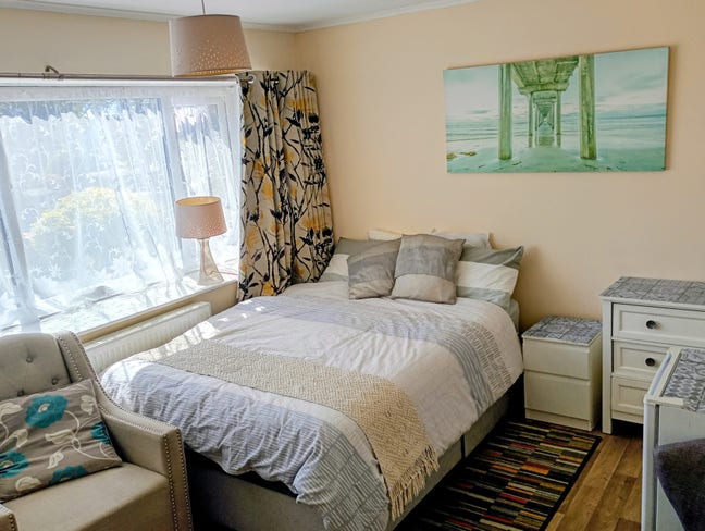 En-suite Room - Accredited/ Licenced -  All bills Main Photo