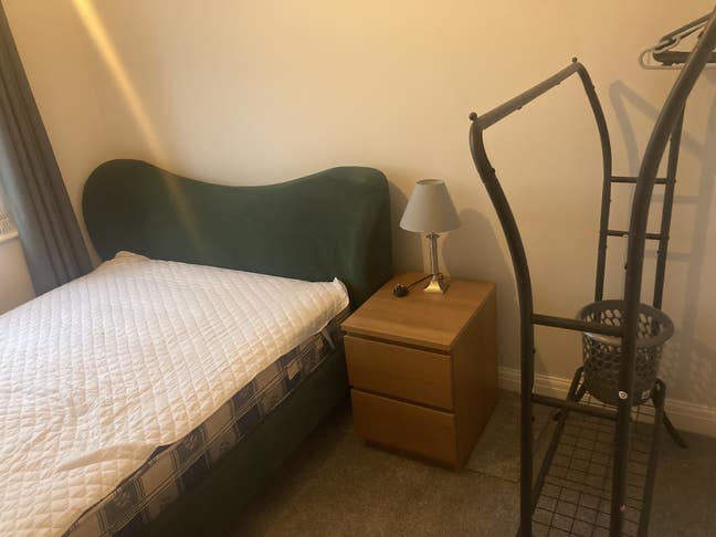 Professional Houseshare - Quiet & Convenient Main Photo