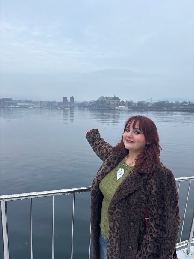 Two friends seeking 2x double rooms in Brighton Main Photo