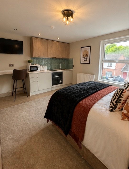 ✨ Brand New Studio & En-Suite Rooms ✨ Main Photo