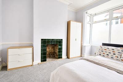 Modern Double Rooms | All Bills Included | Town Ce Main Photo