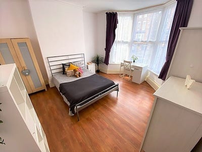 Double room on Gillott Rd Main Photo