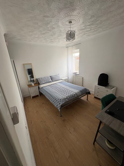 Private room in shared house Main Photo