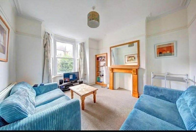 SUBLET in Balham for Summer (now-August 31st) Main Photo