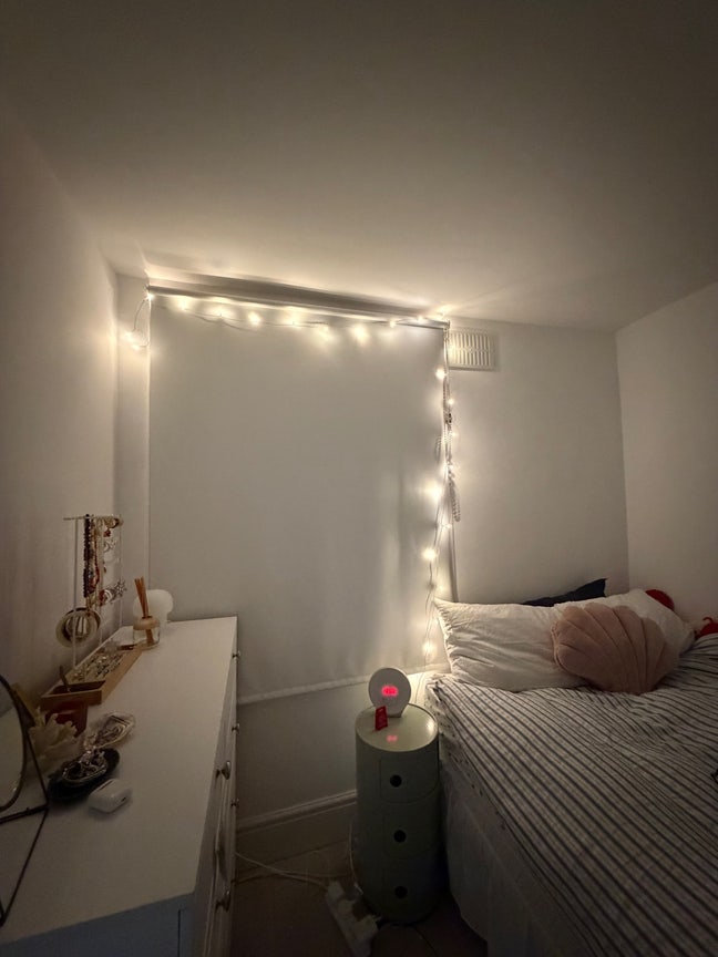 Room available ASAP 🌻 Main Photo