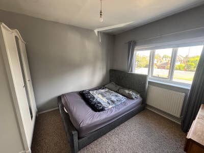 Spacious Double Bedroom in Northfield Main Photo