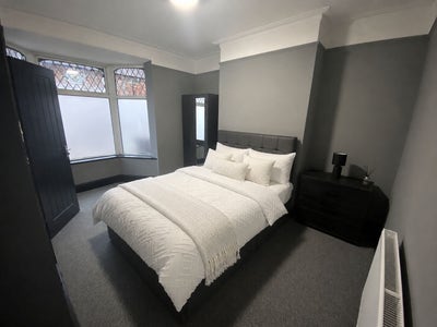En-Suite Room Near Centrum 100 Main Photo