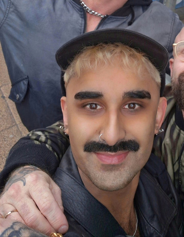 30 looking for friendly flat share  Main Photo