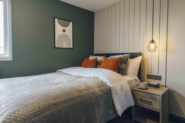 High-spec en-suite double, SN1 😍  Main Photo