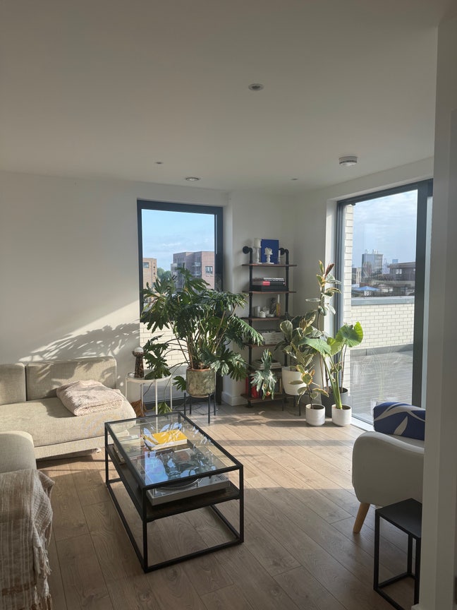 En suite room in Mile End + HUGE terrace ☀️ Main Photo