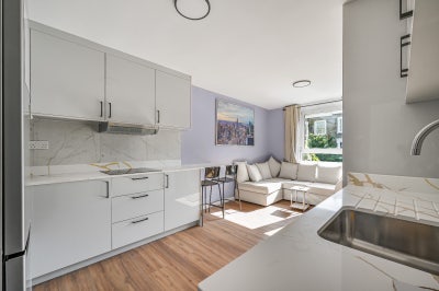 Lovely Property in N7  Main Photo