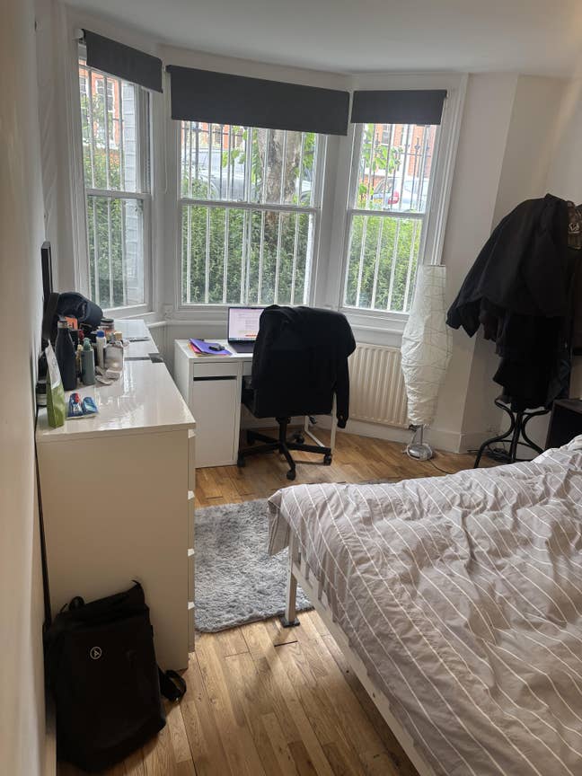 Large double room in Battersea Main Photo