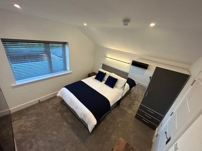 Stunning Double En-Suite Room   Main Photo