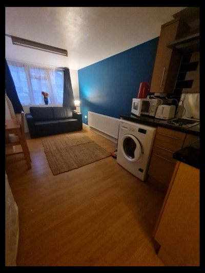 Cosy Studio, Independent Access, Bills Included Main Photo