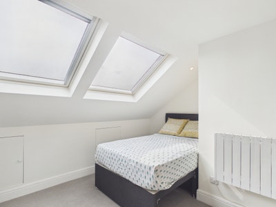 Refurbished studio flat in Brentford  Main Photo