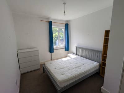 Double room near Gunnersbury Park Main Photo