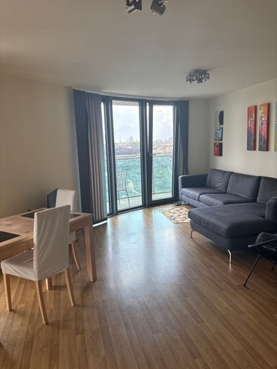 1 Room in Stratford Main Photo