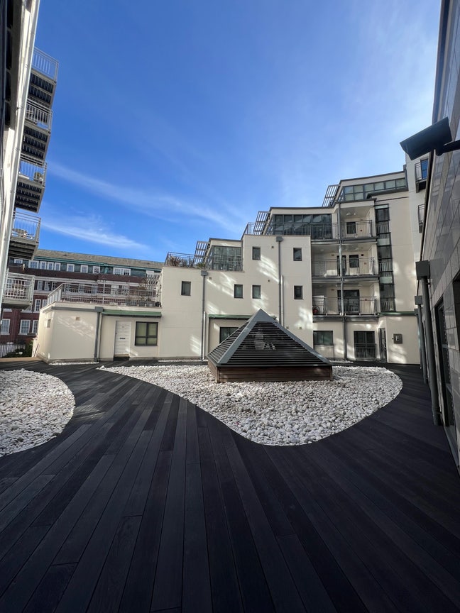 Great Duplex Apartment  Main Photo
