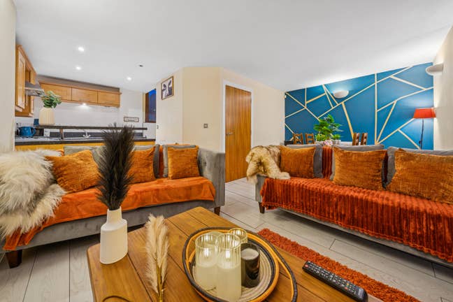 4 Bed 3 Bath House in Hotwells Main Photo