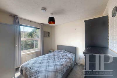3X Double Rooms to Rent in Quiet Village Location Main Photo