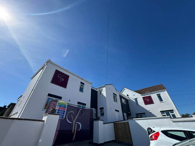 Contemporary Shared Residence Main Photo