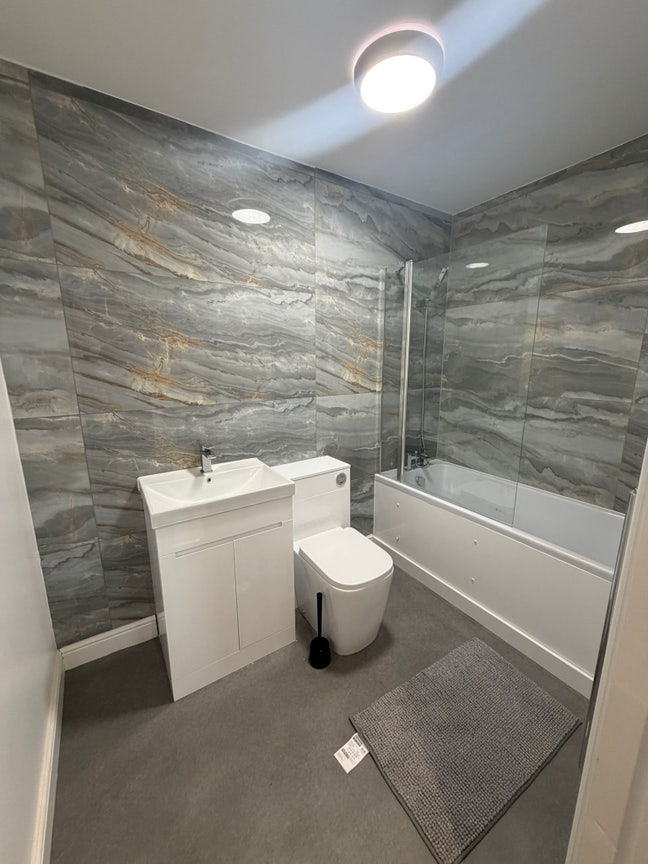 Rooms in Cannock for Uc + Pip/Lcw/Jsa Main Photo