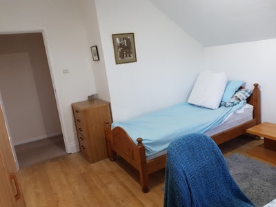 Large Double Room Main Photo