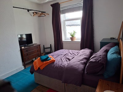 Double Room in Queer Home  Main Photo