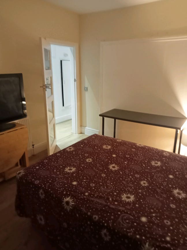 Room Main Photo