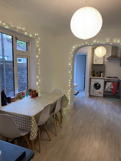 Two Rooms Available in Lovely Southville House!! Main Photo