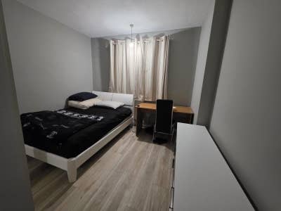 Spacious Double Bedroom Available from 1st Oct2026 Main Photo