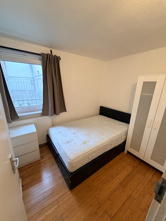 Single room zone 2  Main Photo
