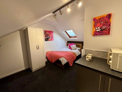 NEW Ensuite with Kitchenette Available NOW! Main Photo