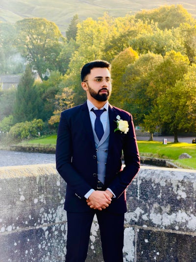 I am a professional male aged 26. I am lookin... Main Photo