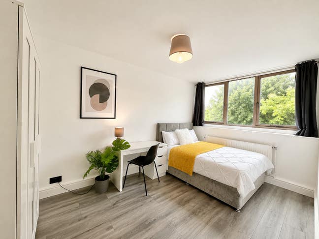 Stylish Double Room near Paddington -4 min to tube Main Photo