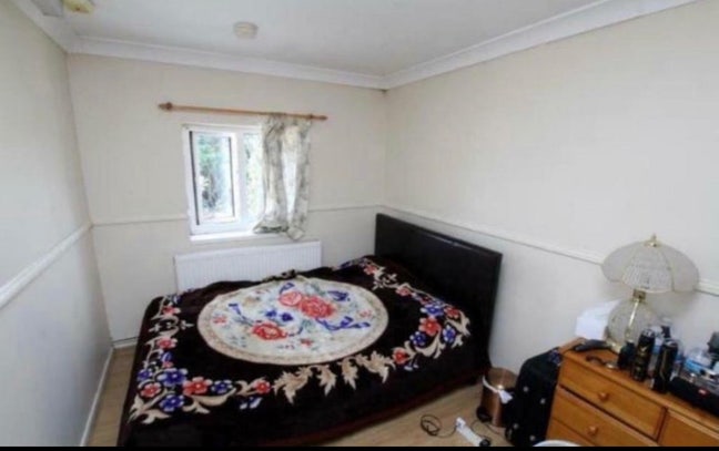 Double Room Available  Near to Parkway Station Main Photo