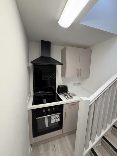 Apartment Share-2 Private En-Suite Rooms -WS11 0DP Main Photo