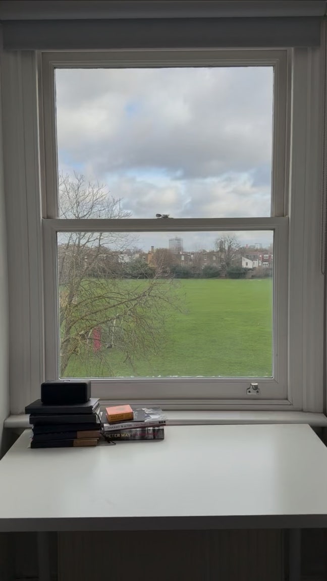 Sublet En-suite bedroom in Chiswick Main Photo