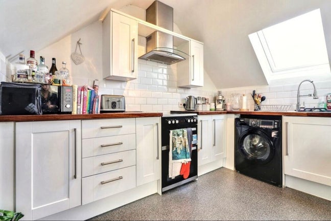 3 Bedroom Maisonette in the centre of St Ives town Main Photo