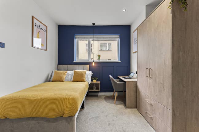 Stunning Property in Monument Street - PE1 ⭐️ Main Photo
