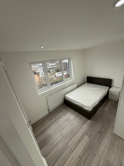 Beautiful en-suite  Main Photo