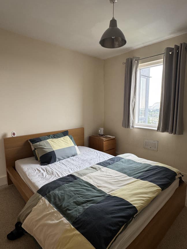 Spacious big double room available Cardiff Bay  Main Photo