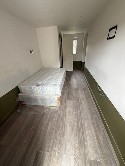 Studio Room Available - Ritcroft Street, HP3 Main Photo
