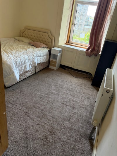 Furnished Double Room Greenock &pound;455 bills included Main Photo