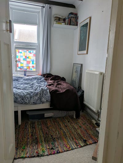 Small Double room in St George available 1st June Main Photo